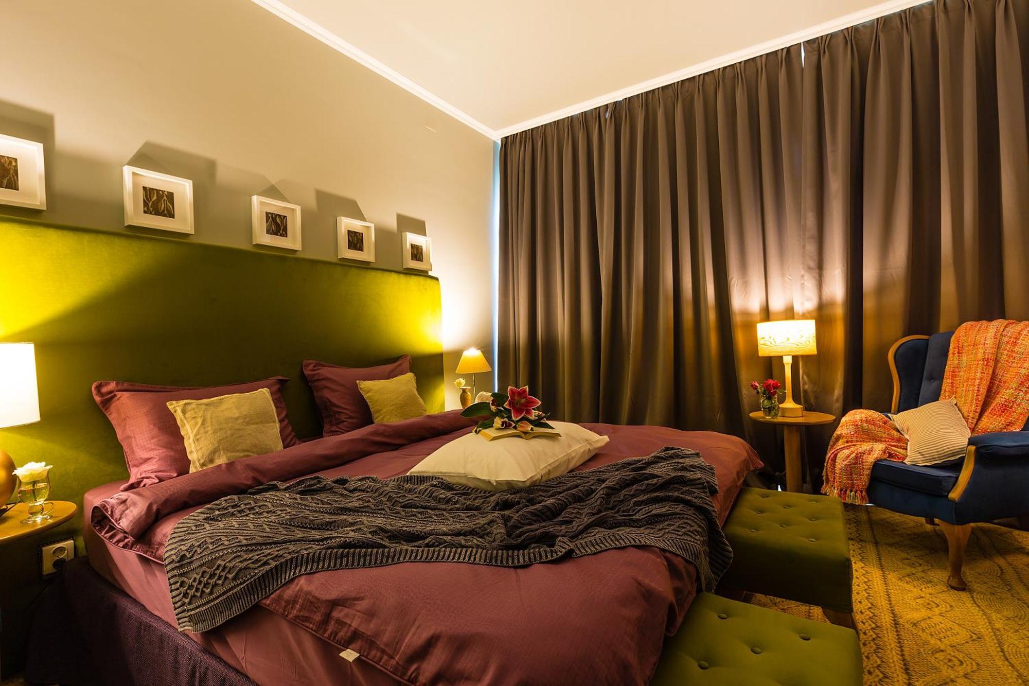 Country Spa Retreat スナゴヴ エクステリア 写真 A bedroom